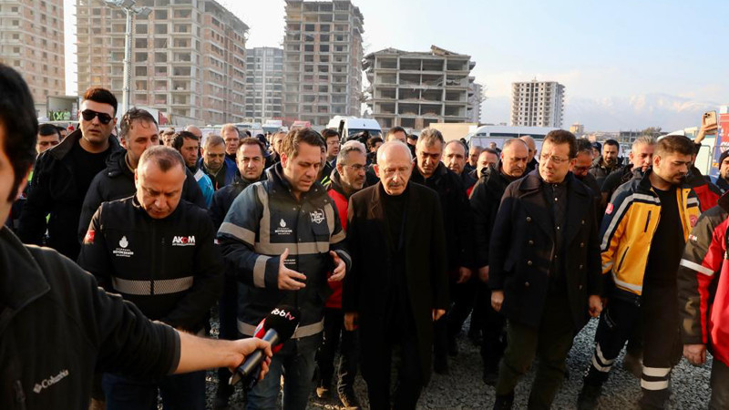 Büyükşehir Belediyeleri Hatay İçin Tek Yürek Oldu