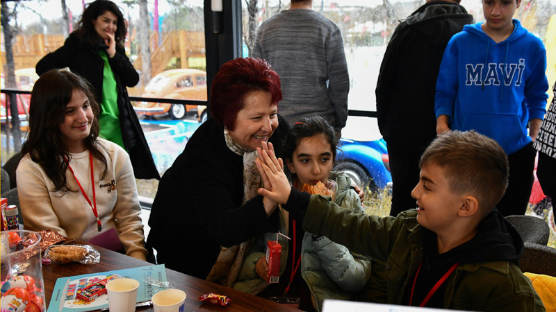 Ankara'da Depremzede Çocuklar İçin Özel Etkinlik