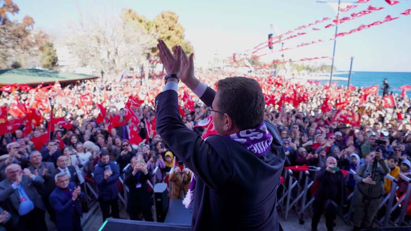 Sinop'ta Ekrem İmamoğlu'na Büyük Sevgi Gösterisi