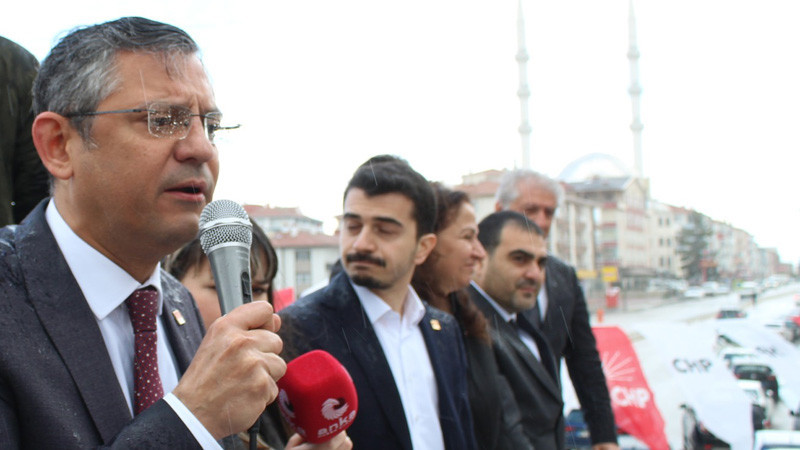 CHP'li Özgür Özel Etimesgut'ta Seçim Bürosu Açtı