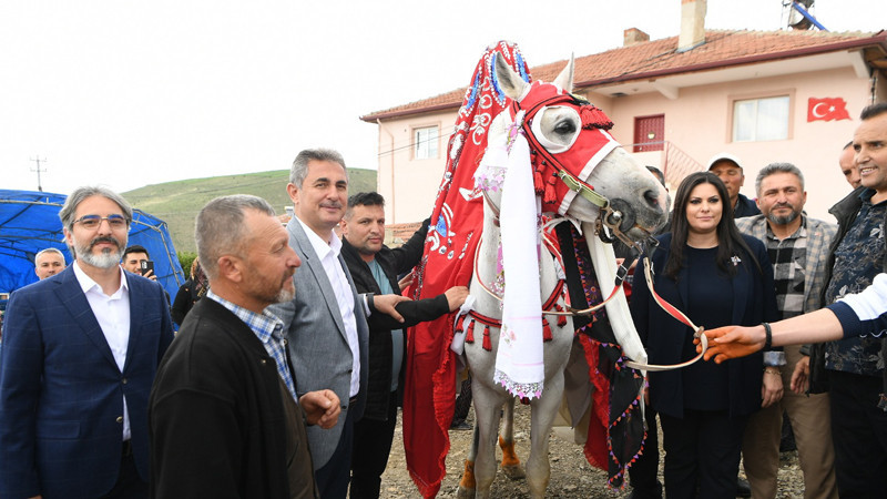 Başkan Murat Köse Köy Düğünlerine Katıldı