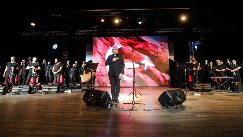 Antakya Medeniyetler Korusu'ndan Yenimahalle'de Konser