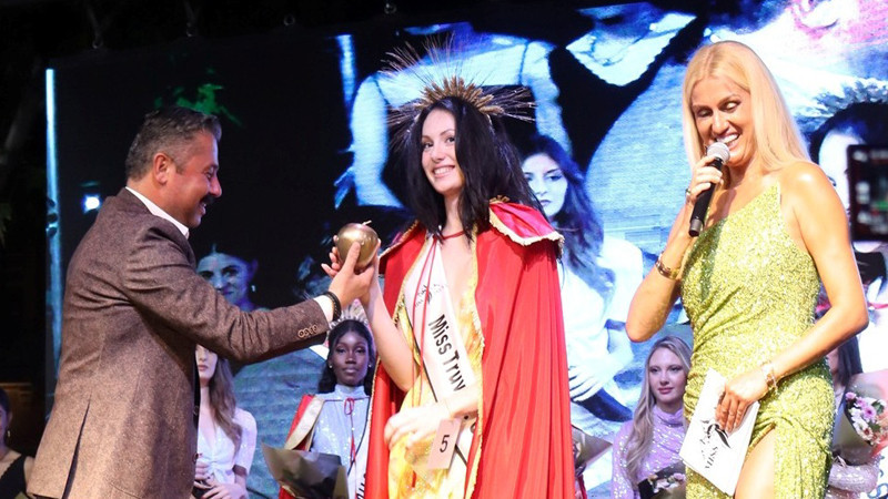 Miss Truva Güzellik Yarışması Bayramiç'te Yapıldı