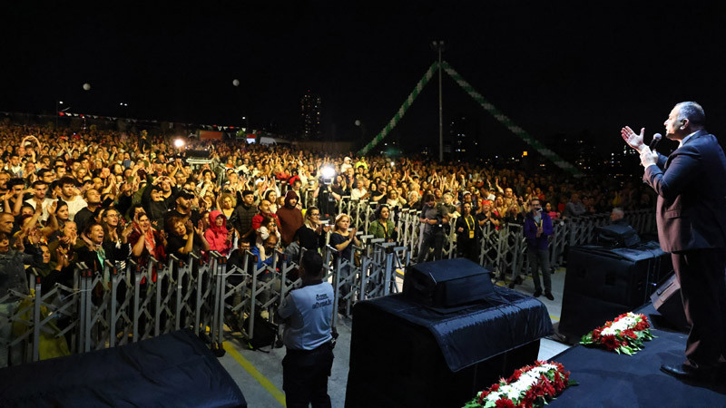 Çankaya'nın Dev Parkı Volkan Konak Konseriyle Açıldı