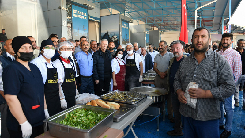 Ankara Toptancı Hali'nde 'Balık Ekmek Şenliği'