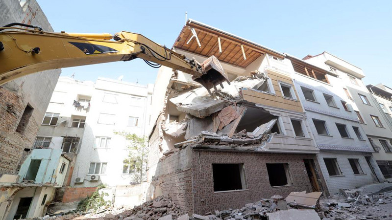 Bayrampaşa'da Riskli Binaların Dönüşümü Başladı
