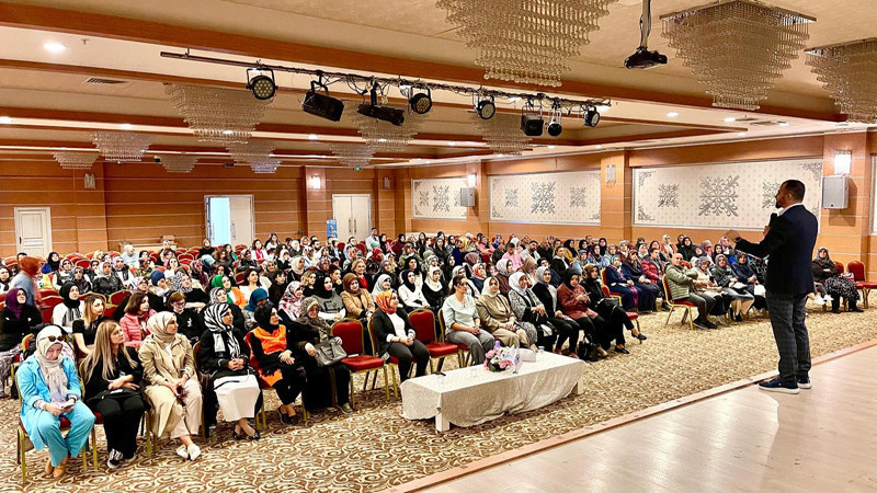 Pursaklar Belediyesi'nden Sağlık Semineri