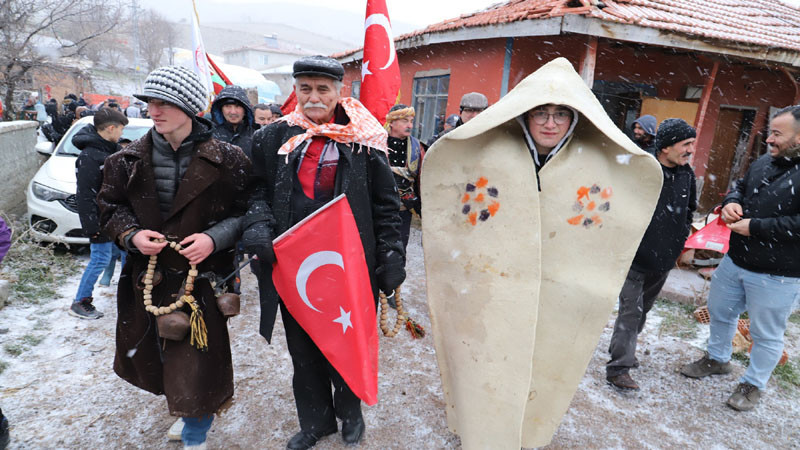 Ankara'da 'Saya Gezmesi' Geleneği Yaşatılıyor