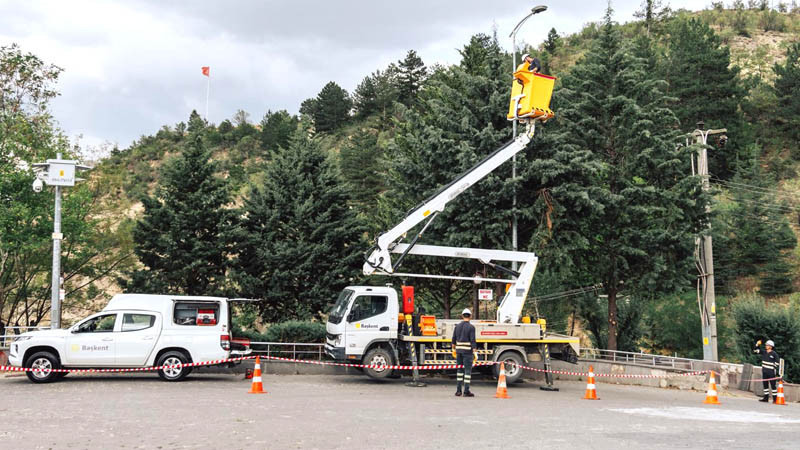 Başkent EDAŞ Ankara'yı Aydınlatmaya Devam Ediyor