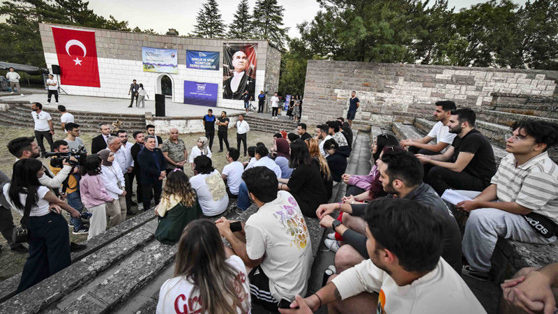 Hasanoğlan Köy Enstitüsü'nde Gençlik Buluşması