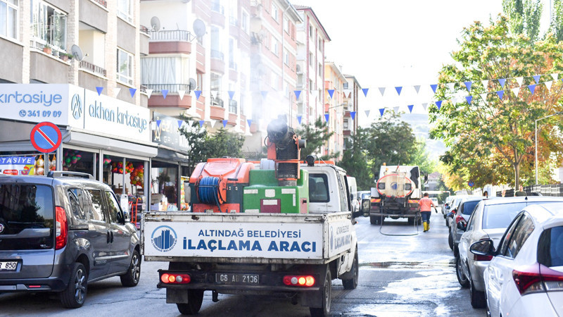 Zübeyde Hanım Mahallesi'nde Detaylı Temizlik