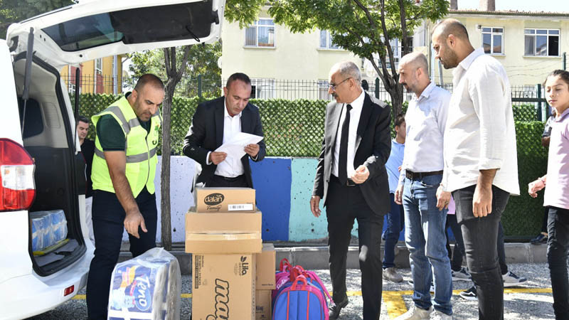 Mamak Belediyesi'nden Okullara Büyük Destek