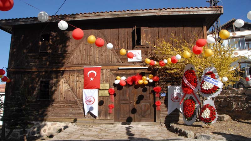 Ankara Kulübü'nün Çamlıdere Konağı Açıldı