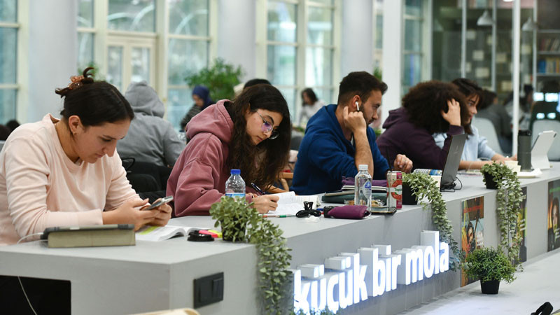 Gençler Başkent'te Genç Akademi'de Buluşuyor