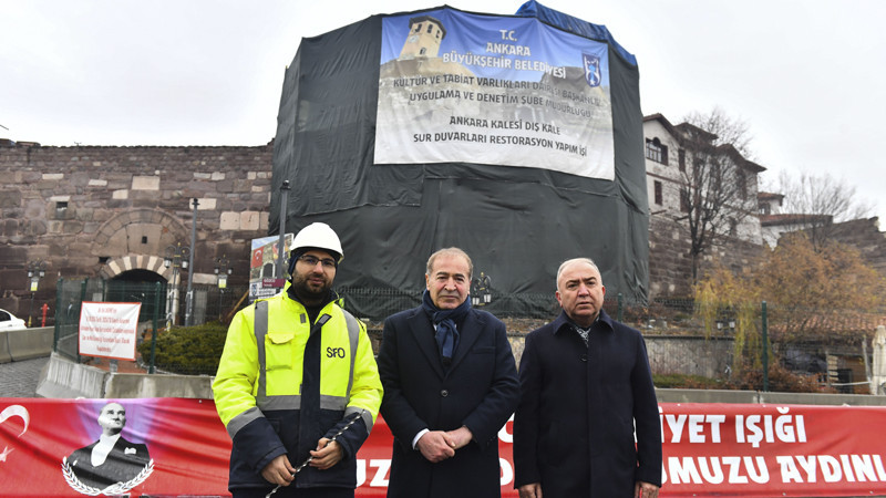 Ankara Kalesi'ne Hassas Dokunuş