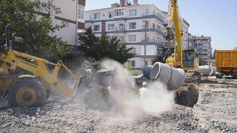 ASKİ'den Yenikent'e 4,5 Milyon Km'lik Yağmur Suyu Hattı