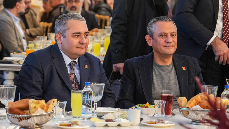 CHP Genel Başkanı Özgür Özel Keçiören'de