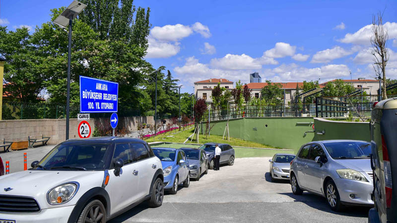 Ulus 100. Yıl Kapalı Oto Parkı Hizmete Açıldı