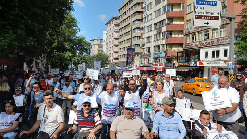 Başkent'te 'Eşit ve Onurlu Yaşam' İçin Yürüdüler