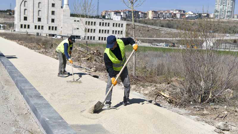 Ankara'da Kaldırım ve Bordürler Yenileniyor