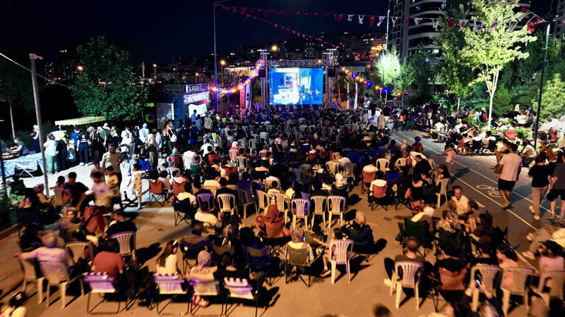 Keçiören'de Açık Havada Sinema Etkinliği Başladı