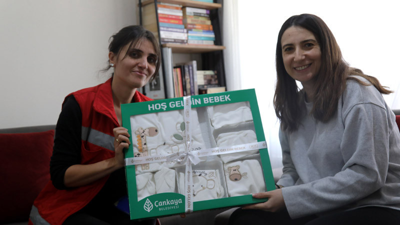 Çankaya'da Doğan Bebeklere Hoşgeldin Hediyesi