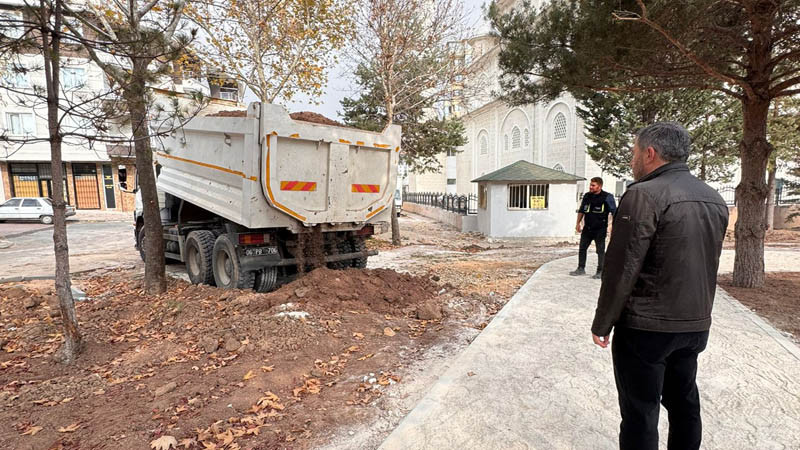 Pursaklar'da Parklar Yeni Çehresine Kavuşuyor