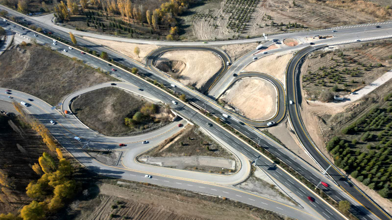 Sabancı-Ankara Bulvarı Kavşak Düzenlemesi Tamamlandı