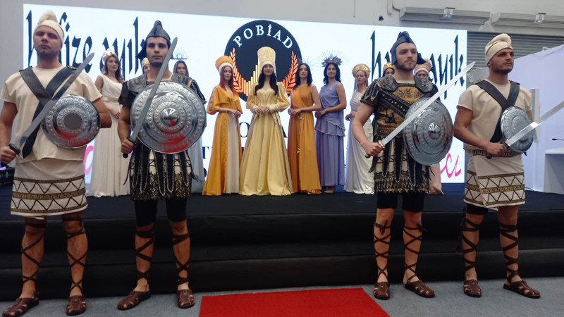 Ankara'da Gordion Defilesi'nde Frig Rüzgarı Esti