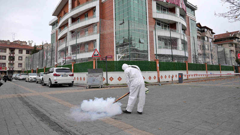 Keçiören'de 'Bordo Bulamacı' Uygulaması Yapılıyor