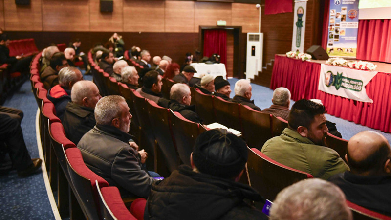 Ankara Büyükşehir'den Arı Üreticilerine Eğitim