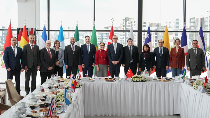 Etimesgut Büyükelçi ve Diplomatları Ağırladı