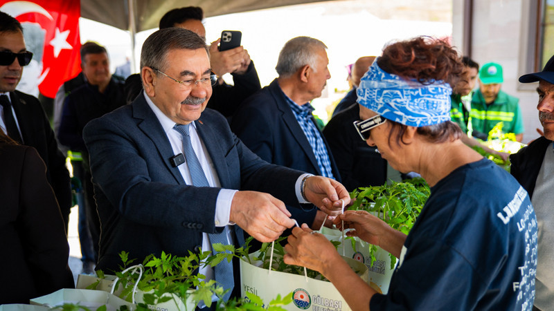 Gölbaşı'nda 190 Bin Ata Tohumu Fidesi Dağıtıldı