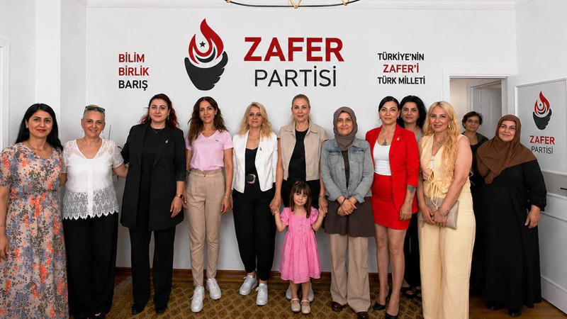 Zafer Partisi Etimesgut'ta Kadınlardan Güçlü Buluşma