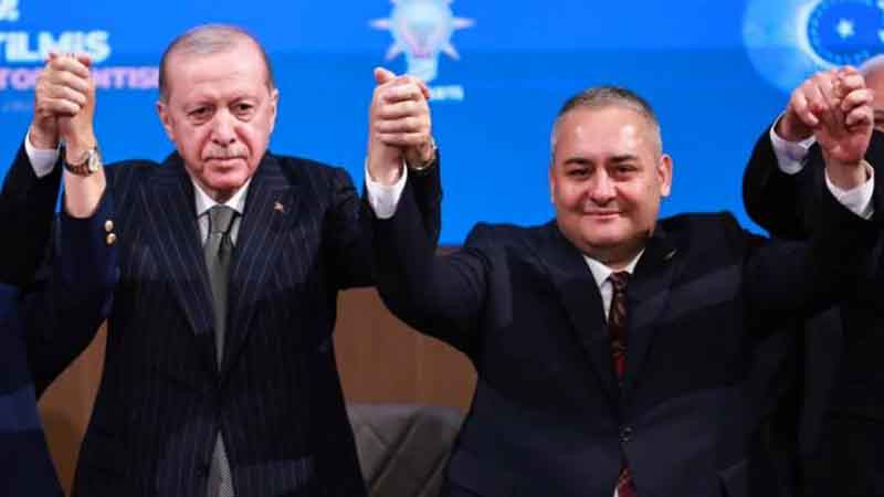 Keçiören Belediye Başkanı AK Parti'ye Geçti