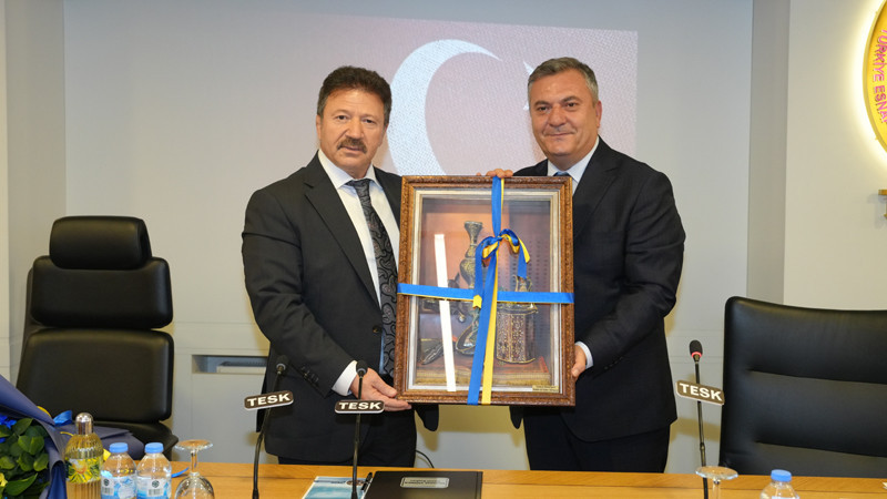Çubuk Belediye Başkanı'ndan Mehmet Yiğiner'e Ziyaret