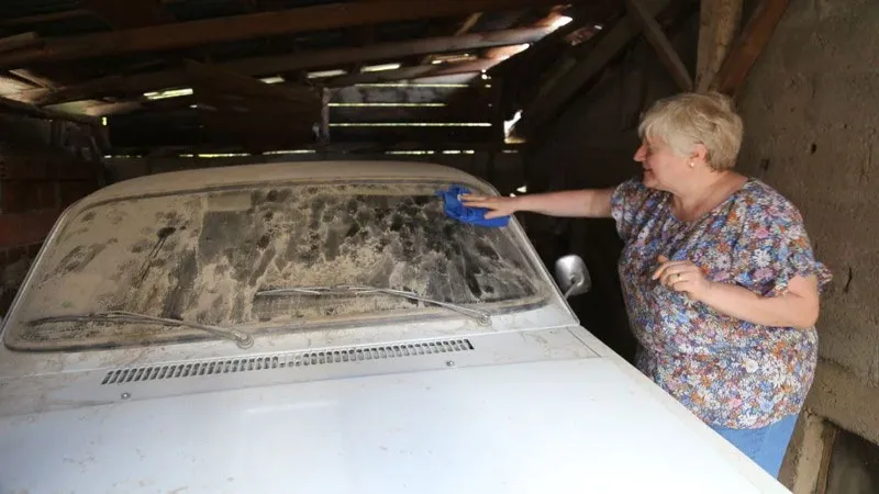 Otomobili 36 yıl garajda sakladı