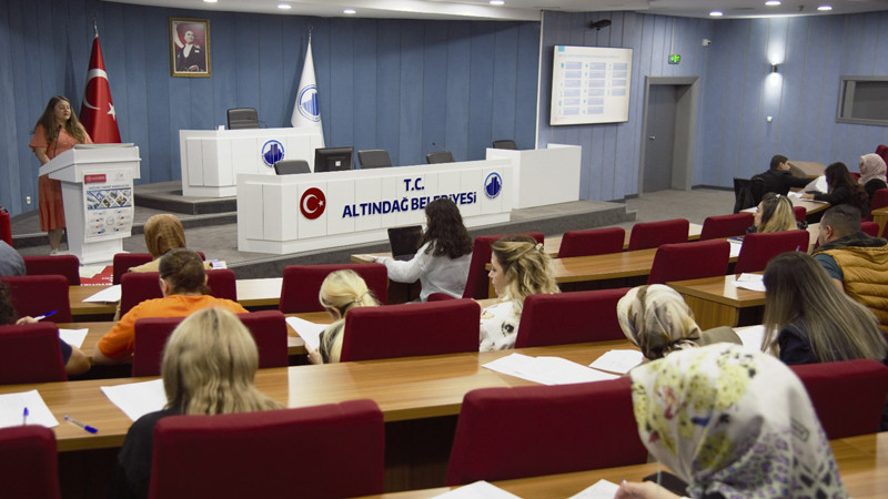Altındağ'da 'Salı Sohbetleri' Yeniden Başladı