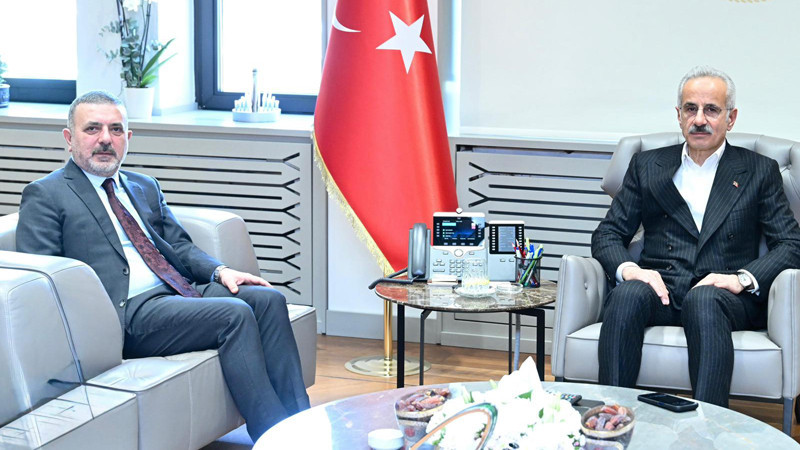 Murat Ercan'dan Ulaştırma Bakanı Uraloğlu'na Ziyaret