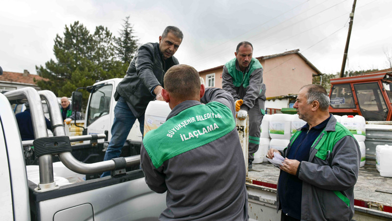 Ankara Büyükşehir Belediyesi'nden Sıvı Gübre Desteği
