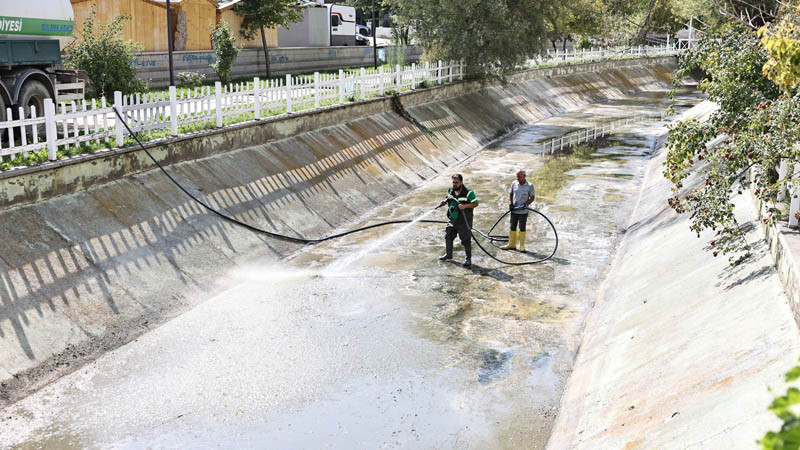 Osmanlı ve Selçuklu Parklarında Kapsamlı Temizlik