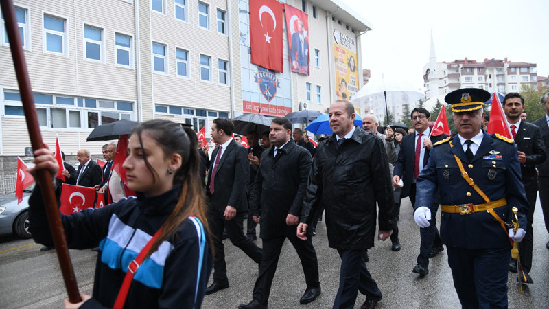 Cumhuriyet Coşkusu ve Kahramanlık Gururu