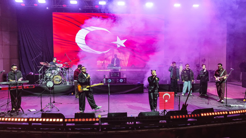 Etimesgut'ta Ankara Echoes Konseri 29 Ekim'i Taçlandırdı